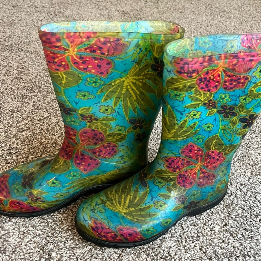 Sloggers Women's Floral Rain Boots - Blue and Green
